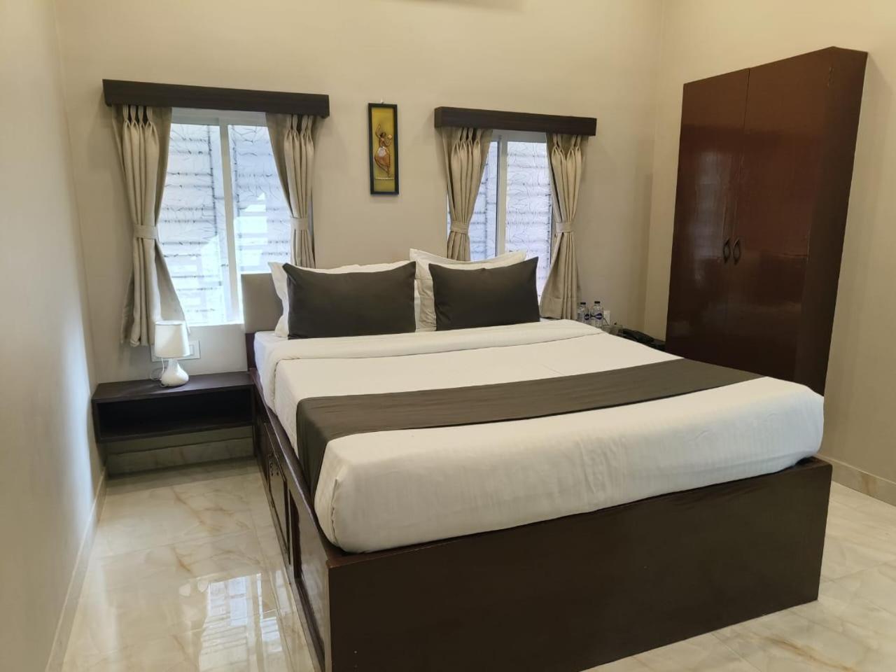 Rose Kolkata